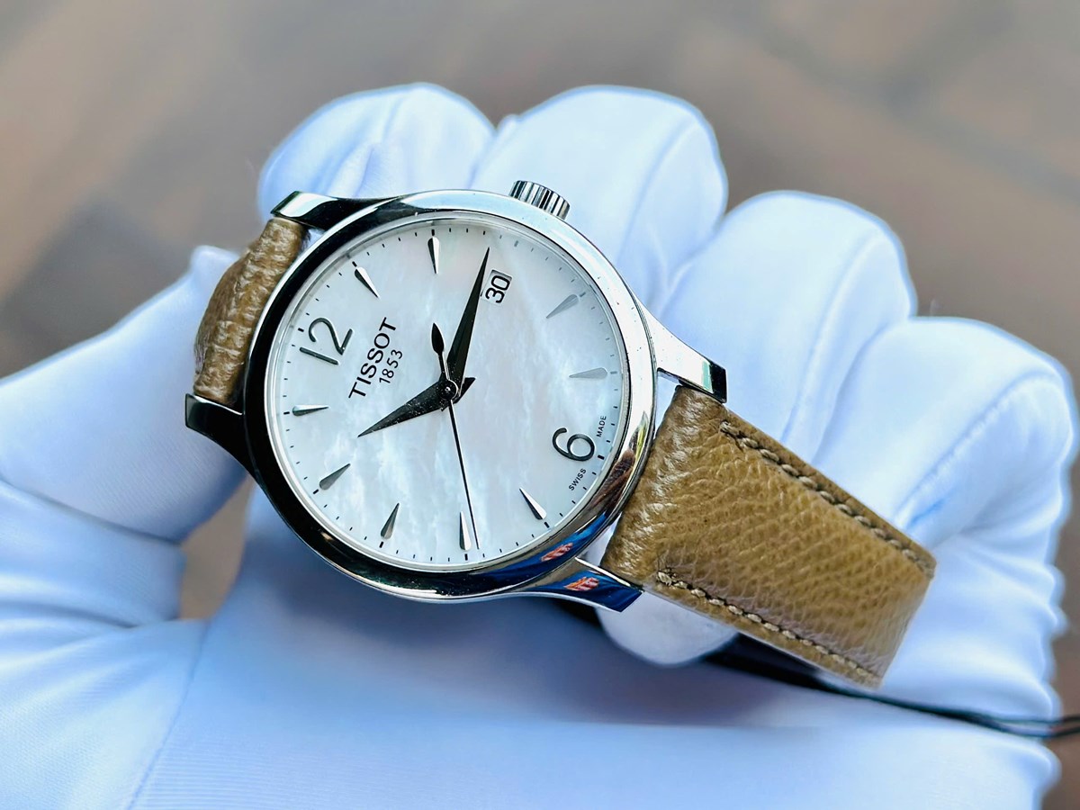 Tissot Quartz Tradition T063.210.17.117.00